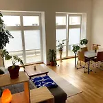 Schoene Ferienwohnung Im Zentrum Les
